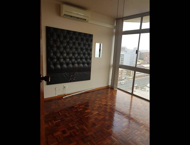 2.5 BEDROOM APARTMENT TO LET IN SOUTH BEACH
